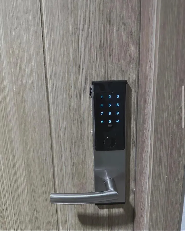 1 Bedroom With Balcony & King Sized Bed Near Mall Of Asia Pasay