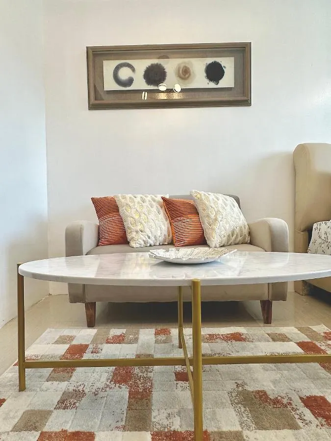 1 Bedroom With Balcony & King Sized Bed Near Mall Of Asia Pasay Aparthotel